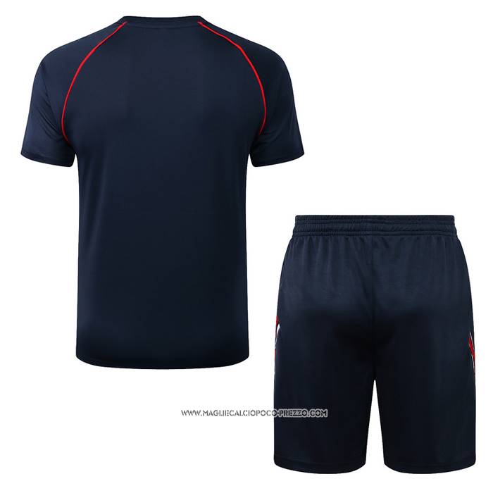 Tuta da Track
 Paris Saint-Germain Jordan 22-23 Manica Corta
 Blu
 - Pantaloncini
